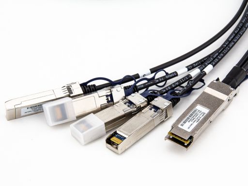 DAC (Direct Attached Cable) | QSFP28+SFP28-4XLCMxxA | QSFP28 100G To SFP28 25G 4 Fan Out Cable